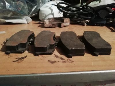 Лот: 16139118. Фото: 1. Тормозные колодки. Тормозная система