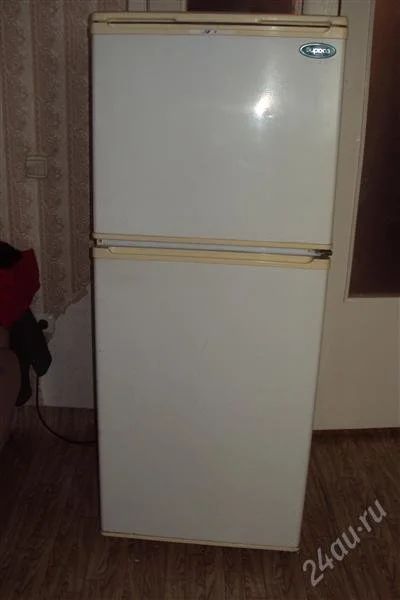 Лот: 1051779. Фото: 1. Холодильник "Бирюса". Холодильники, морозильные камеры