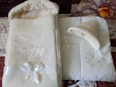 Лот: 7026623. Фото: 1. Конверт теплый на выписку. Комплекты, конверты на выписку