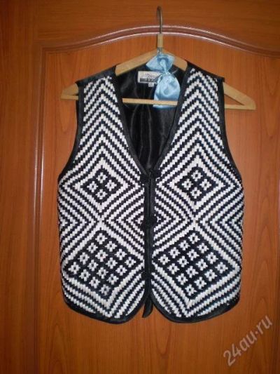 Лот: 36392. Фото: 1. жилетка черно-белая! размер XXL... Красноярск
