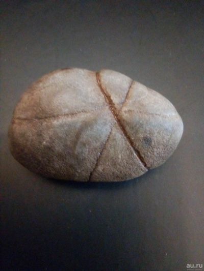 Лот: 17583392. Фото: 1. Артефакт. Камень с полосами, найден... Минералы и окаменелости
