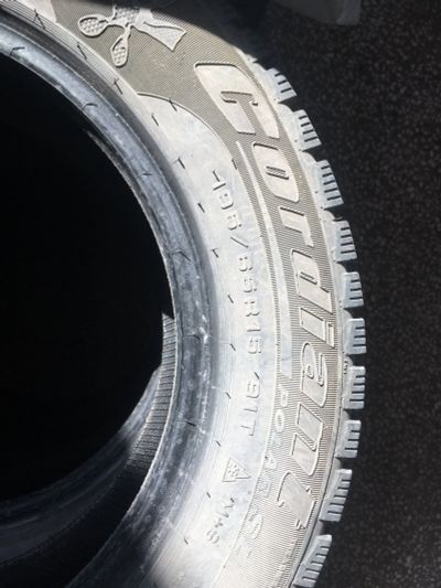 Лот: 15829428. Фото: 1. Шины 195/65/15 повторно. Шины