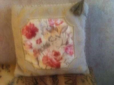 Лот: 3381643. Фото: 1. Подушка. Одеяла, подушки