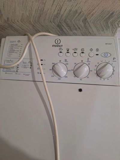 Лот: 25882634. Фото: 1. Продам стиральную машину Indesit... Стиральные машины