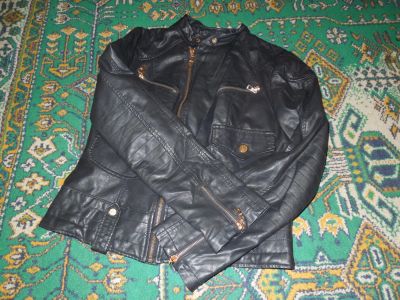Лот: 5281498. Фото: 1. куртка кож.черная на 44-46р. Верхняя одежда