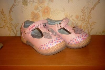 Лот: 5251135. Фото: 1. туфли на девочку. Туфли