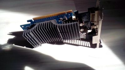 Лот: 10278212. Фото: 1. Видеокарта GeForse. Видеокарты