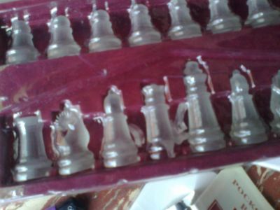 Лот: 4101657. Фото: 1. шахматные фигурки . матовое стекло... Шахматы, шашки, нарды