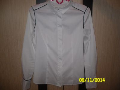 Лот: 4783799. Фото: 1. Белая рубашка-блузка 42-44р. Блузы, рубашки