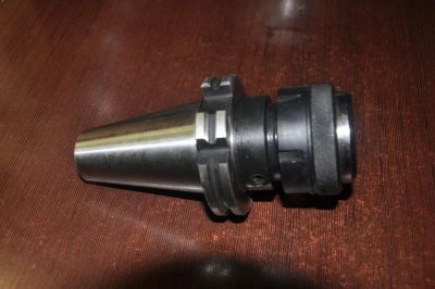 Лот: 5052890. Фото: 1. Цанговый патрон с набором цанг. Промышленное