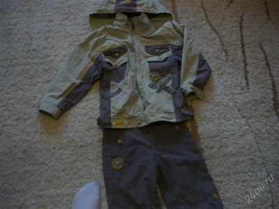 Лот: 2692489. Фото: 1. Костюм на весну для мальчика. Костюмы, пиджаки, комбинезоны