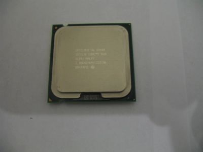 Лот: 3574999. Фото: 1. Процессор Intel Е8400. Процессоры