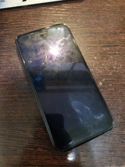 Лот: 12662327. Фото: 1. Смартфон Wileyfox spark (на запчасти... Смартфоны