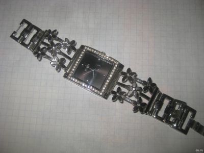 Лот: 16724863. Фото: 1. часы женские с кристаллами Swarovski... Другие наручные часы