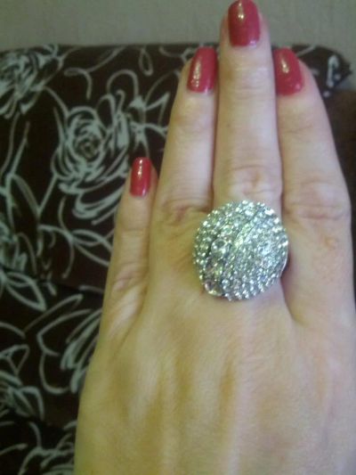 Лот: 5898227. Фото: 1. Кольцо со стразами очень красивое. Кольца, перстни