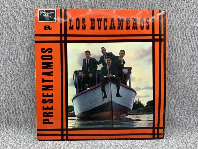 Лот: 25844633. Фото: 1. Виниловая пластинка - Los Bucaneros... Запчасти для игровых приставок, консолей
