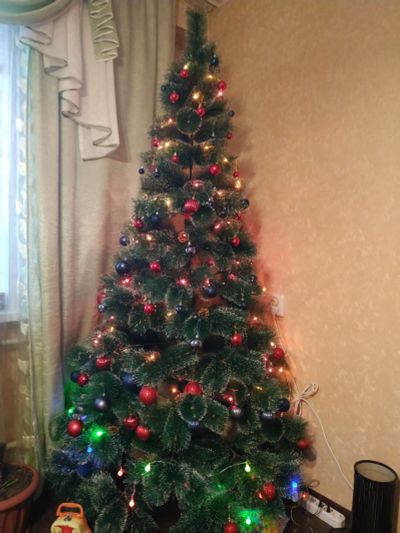 Лот: 15222955. Фото: 1. Ёлка с игрушками, гирляндами. Ёлки новогодние