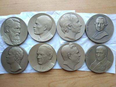 Лот: 16545865. Фото: 1. Россия 2020 Медаль Академия художеств... Сувенирные