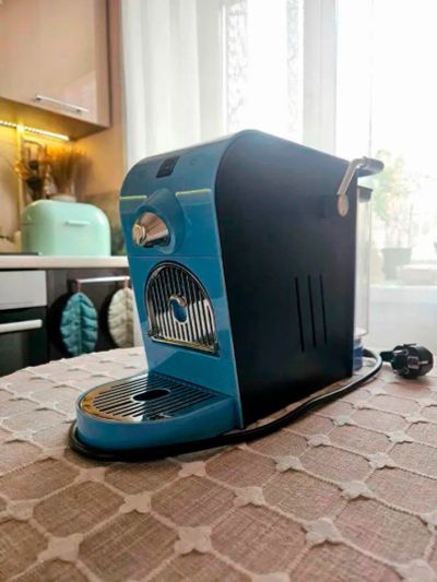 Лот: 25883726. Фото: 1. Кофемашина капсульная Lui L'espresso. Чайники, кофемашины, кулеры