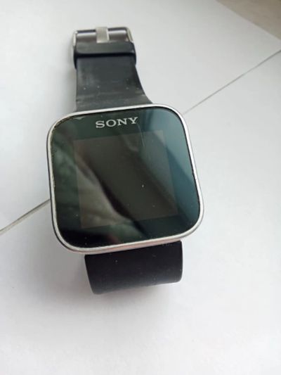Лот: 21506282. Фото: 1. Часы sony smartwatch 2. Смарт-часы, фитнес-браслеты, аксессуары