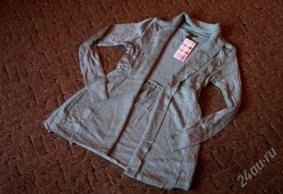 Лот: 2895880. Фото: 1. тепленький кардиганчик срочно. Свитеры, толстовки, худи