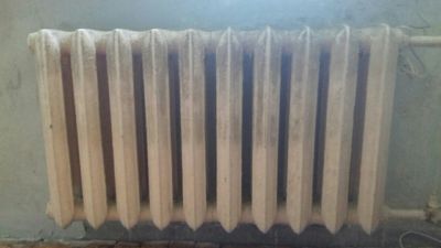 Лот: 7575566. Фото: 1. Чугунная батарея. Радиаторы отопления, полотенцесушители