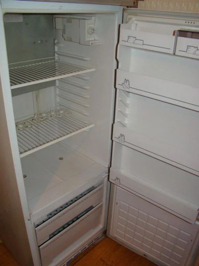 Лот: 7578376. Фото: 1. холодильник бирюса двухкамерный. Холодильники, морозильные камеры