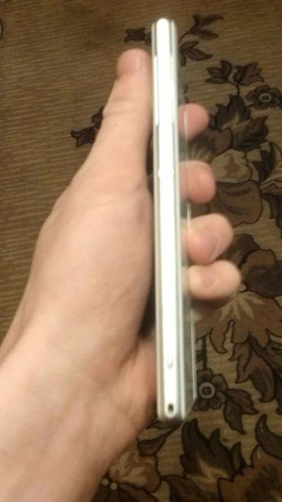 Лот: 6599057. Фото: 1. sony xperia z1 (читайте описание... Смартфоны