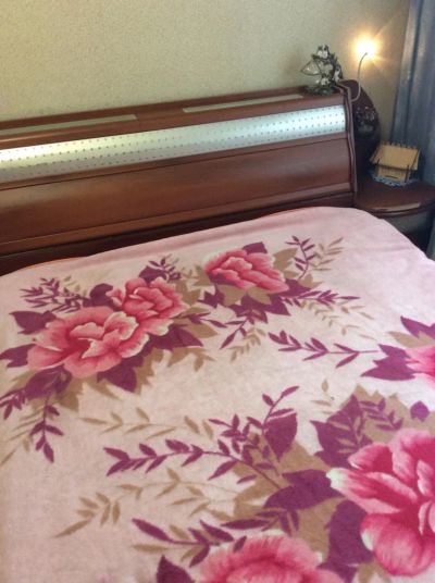 Лот: 4595887. Фото: 1. Спальный гарнитур (кровать, 2... Кровати