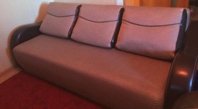 Лот: 9439454. Фото: 1. Продам диван + кресло. Комплекты мягкой мебели