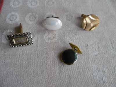 Лот: 25896023. Фото: 1. Запонки. СССР. - 4 шт. некомплект... Предметы интерьера и быта
