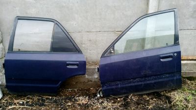 Лот: 9623731. Фото: 1. Двери от мазды Фамилия. Кузов