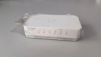 Лот: 25849106. Фото: 1. Коммутатор свитч D-Link DES-1005C. Коммутаторы