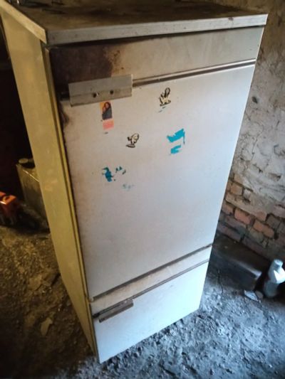Лот: 20551263. Фото: 1. Холодильник Бирюса 18 неисправен. Холодильники, морозильные камеры