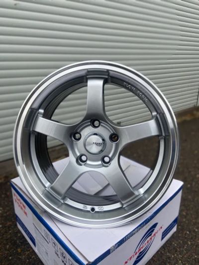 Лот: 25886827. Фото: 1. Литые диски R-16 5*114.3 "ADVAN... Диски