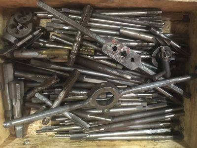 Лот: 15916142. Фото: 1. Плашки метчики. Расходные материалы, сменные насадки