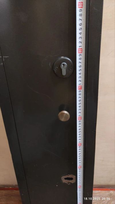 Лот: 25851257. Фото: 1. Компактный оружейный сейф + подставка... Сейфы, металлические шкафы