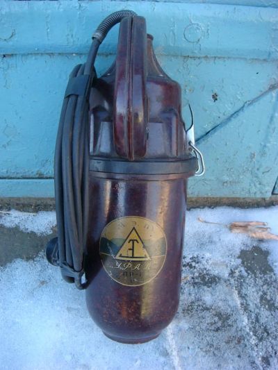 Лот: 3387583. Фото: 1. Пылесос из СССР. Рабочий!. Предметы интерьера и быта