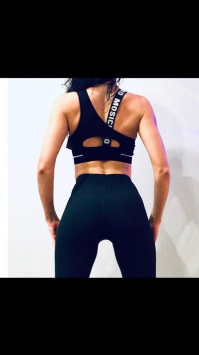 Лот: 15507923. Фото: 1. Спортивный топ. Спортивные костюмы