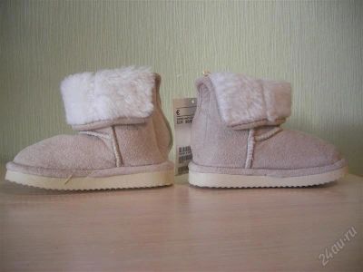 Лот: 1856849. Фото: 1. Угги на мальчика/девочку, новые... Валенки, угги, унты