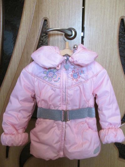 Лот: 10952683. Фото: 1. Куртка демисезонная девочке 86... Верхняя одежда