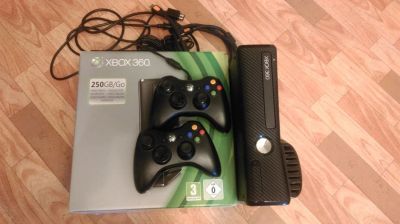 Лот: 4538617. Фото: 1. Xbox 360 Slim FreeBoot 250Gb. Игровые приставки, консоли