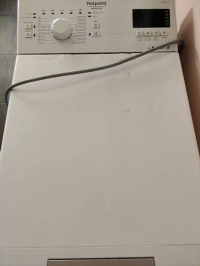 Лот: 25886540. Фото: 1. Стиральная машинка Hotpoint Ariston... Стиральные машины