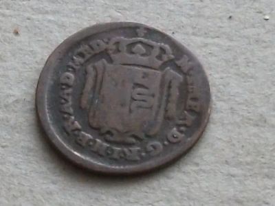 Лот: 20015281. Фото: 1. Монета неопознанная потертая предположительно... Европа