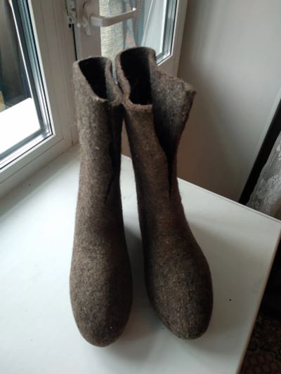 Лот: 19706262. Фото: 1. Валенки. Размер 40-41. Угги, унты, валенки