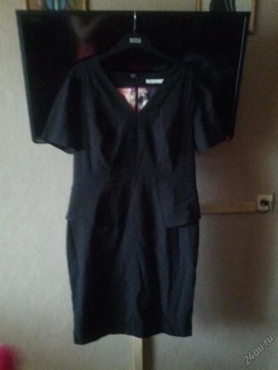 Лот: 5897499. Фото: 1. Платье для офиса с баской 50-52. Платья