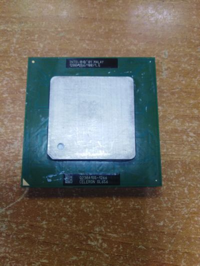 Лот: 21095682. Фото: 1. Процессор Intel Celeron 1200Mhz... Процессоры