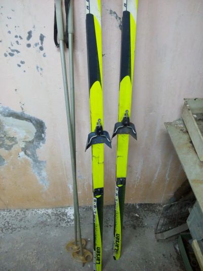 Лот: 10793452. Фото: 1. Лыжи беговые Larsen L=195 (см... Комплект в сборе