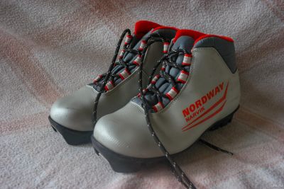 Лот: 17685465. Фото: 1. Детские лыжные ботинки Nordway... Ботинки