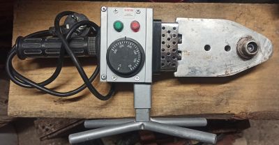 Лот: 25883121. Фото: 1. Аппарат для сварки ПВХ труб Ресанта. Электроинструмент